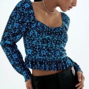 NWT-Zara smocked detail top